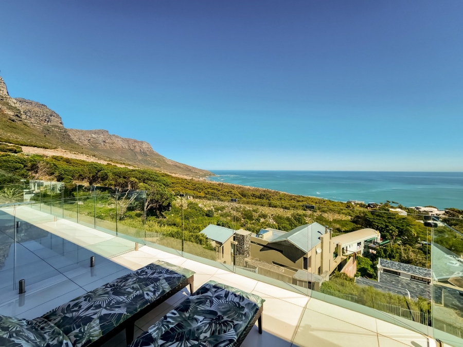 11 Bedroom Property for Sale in Camps Bay Western Cape